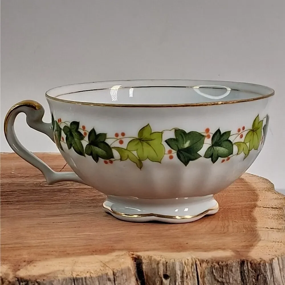 2 Vintage Regal China Lawndale Pattern Teacups Green Ivy Gold Trim Porcelain